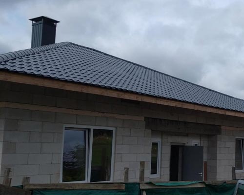 Монтаж четырехскатной крыши